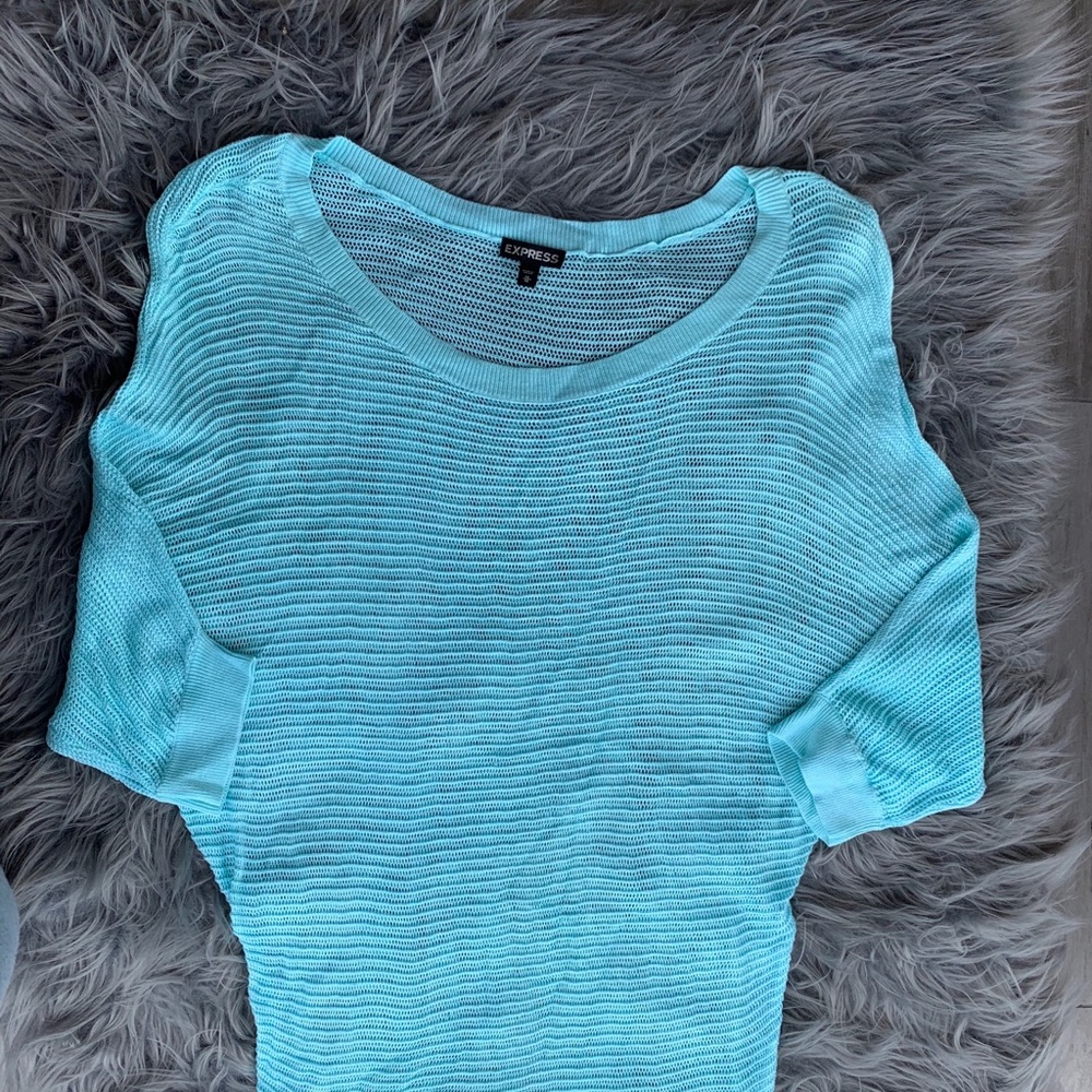 Like New Express Top